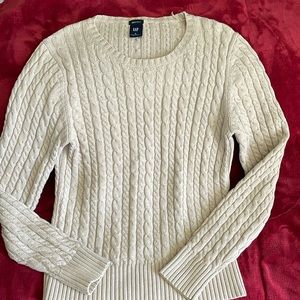 Gap stretch cable knit sweater